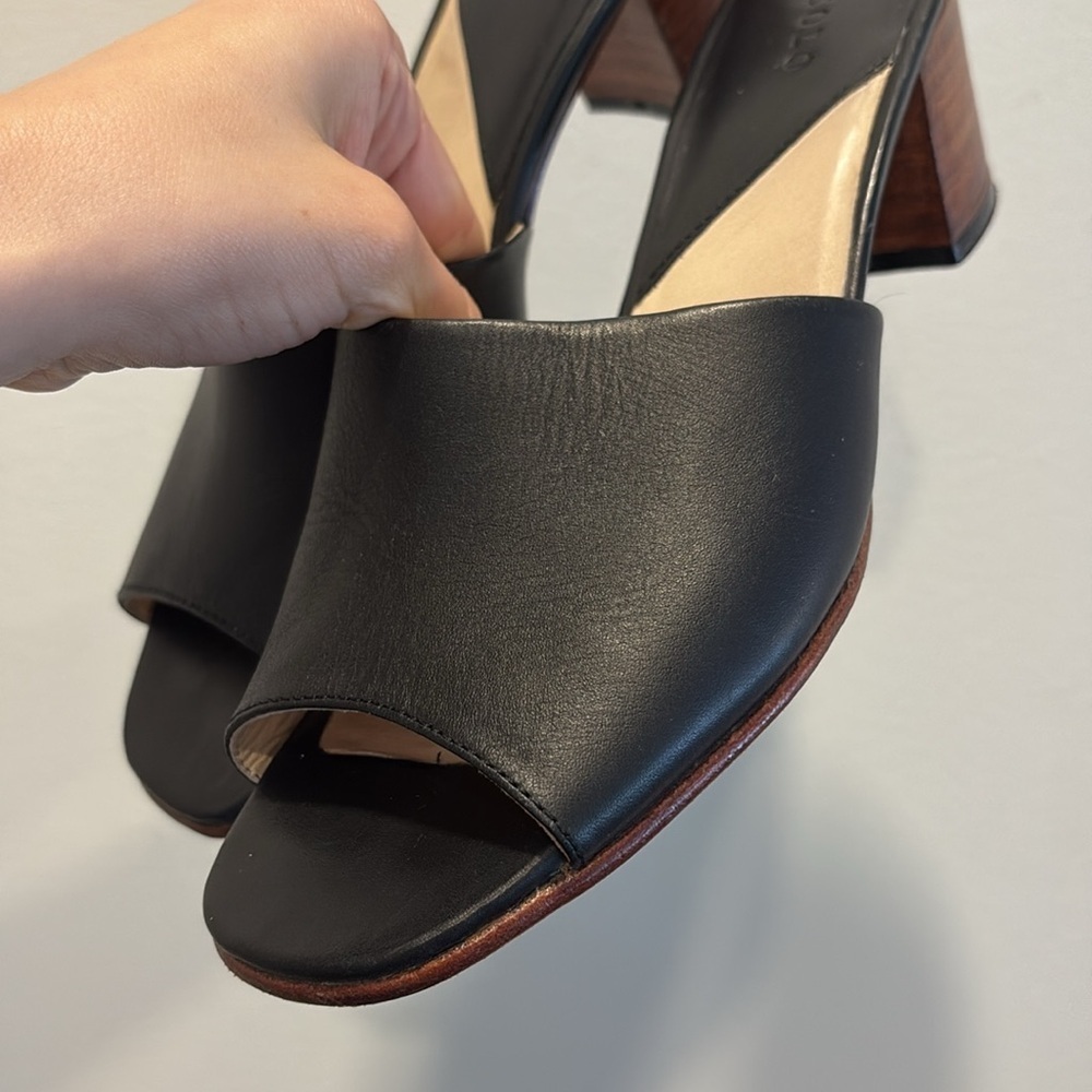 Nisolo Black Leather Open-Toe Block Heel Mules - Picture 7 of 7